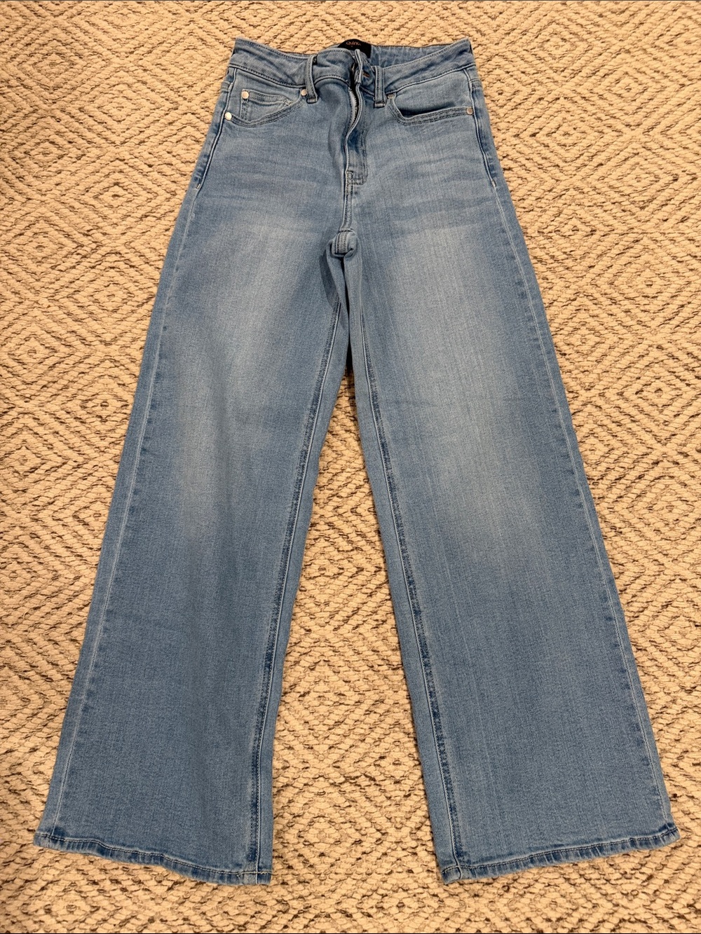 Quince Wide-Leg Jeans in Light Blue Wash